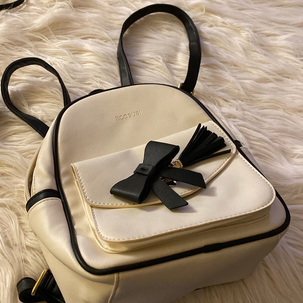 ECOSUSI leather backpack